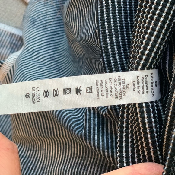 💙lululemon Ebb to Train Tight💙 - Picture 6 of 8